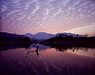 《黎明杀机》将下架《德州电锯杀人狂》反派角色